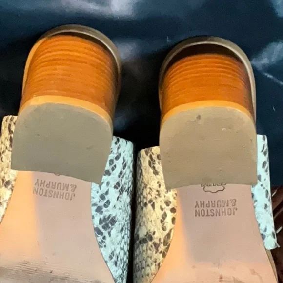 Snakeskin Pattern Women's Heeled Sandals - Picture 9 of 10